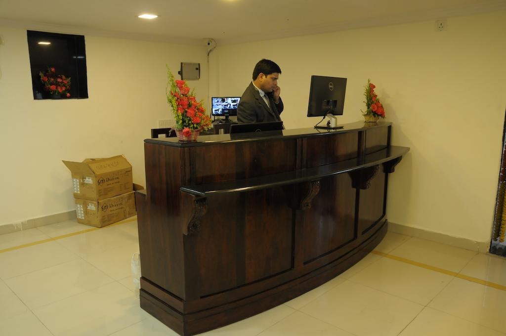 Hotel Executive Inn 비자야와다 외부 사진