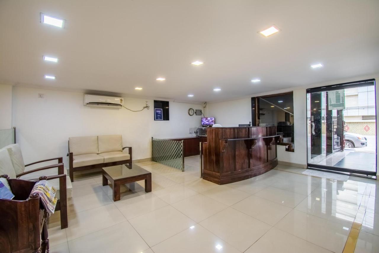 Hotel Executive Inn 비자야와다 외부 사진