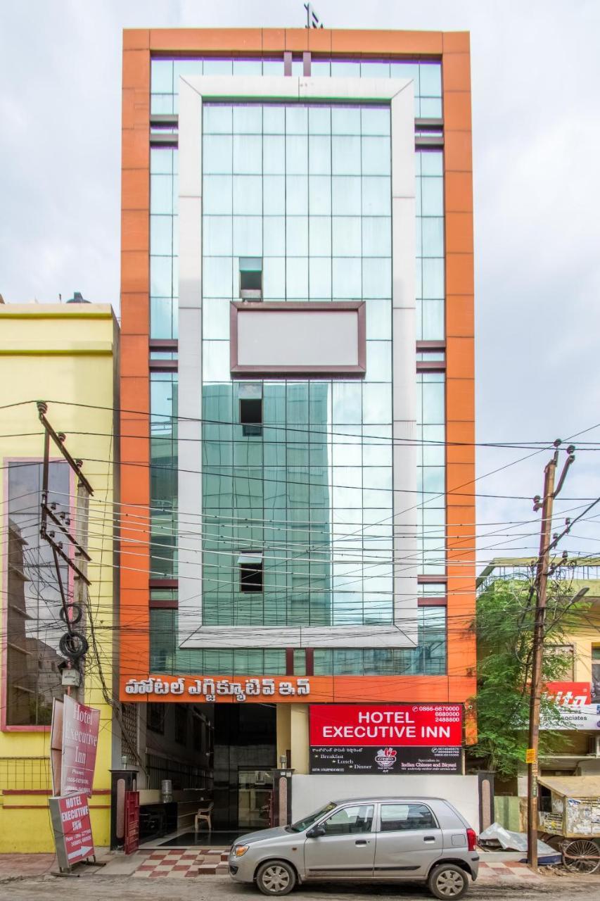 Hotel Executive Inn 비자야와다 외부 사진